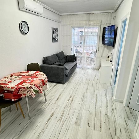 Playa Del Cura Apartment With 2 Bedrooms 또레비에하 외부 사진